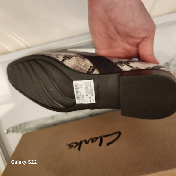 Clarks Collection Slip-On Loafers - Juliet Dahlia. NIB. Size 8.5 and 8.5 W - Picture 6 of 11